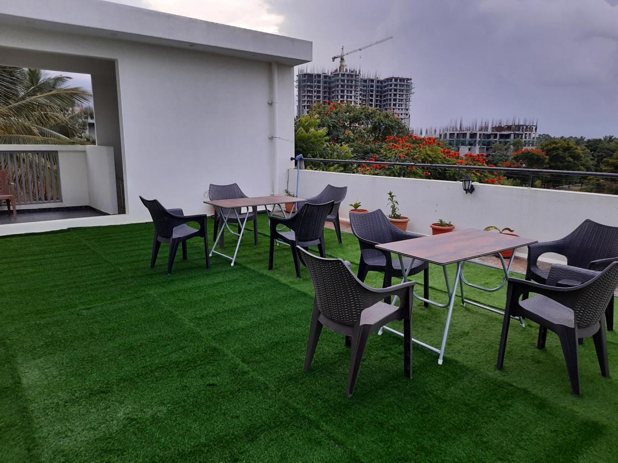 Hotel Meadows Phase 1,Ozone Urbana Devanahalli Exterior foto